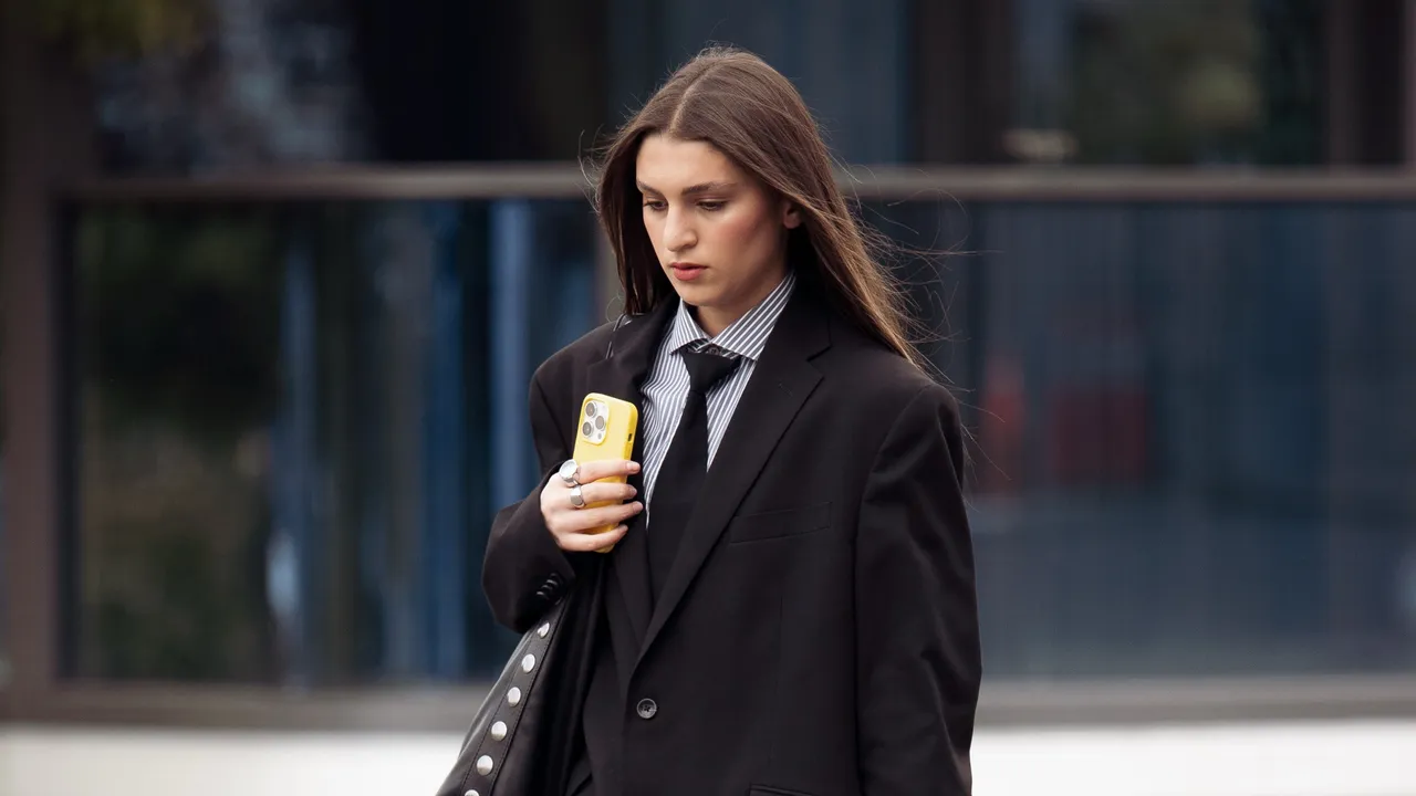 Dad Shirts Are the Key to Dressing Effortlessly Cool in Spring 2026
