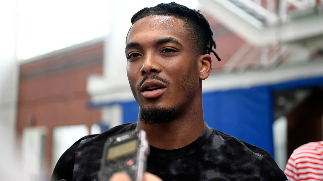 Ex-NFL player has been missing for 7 months, sister says