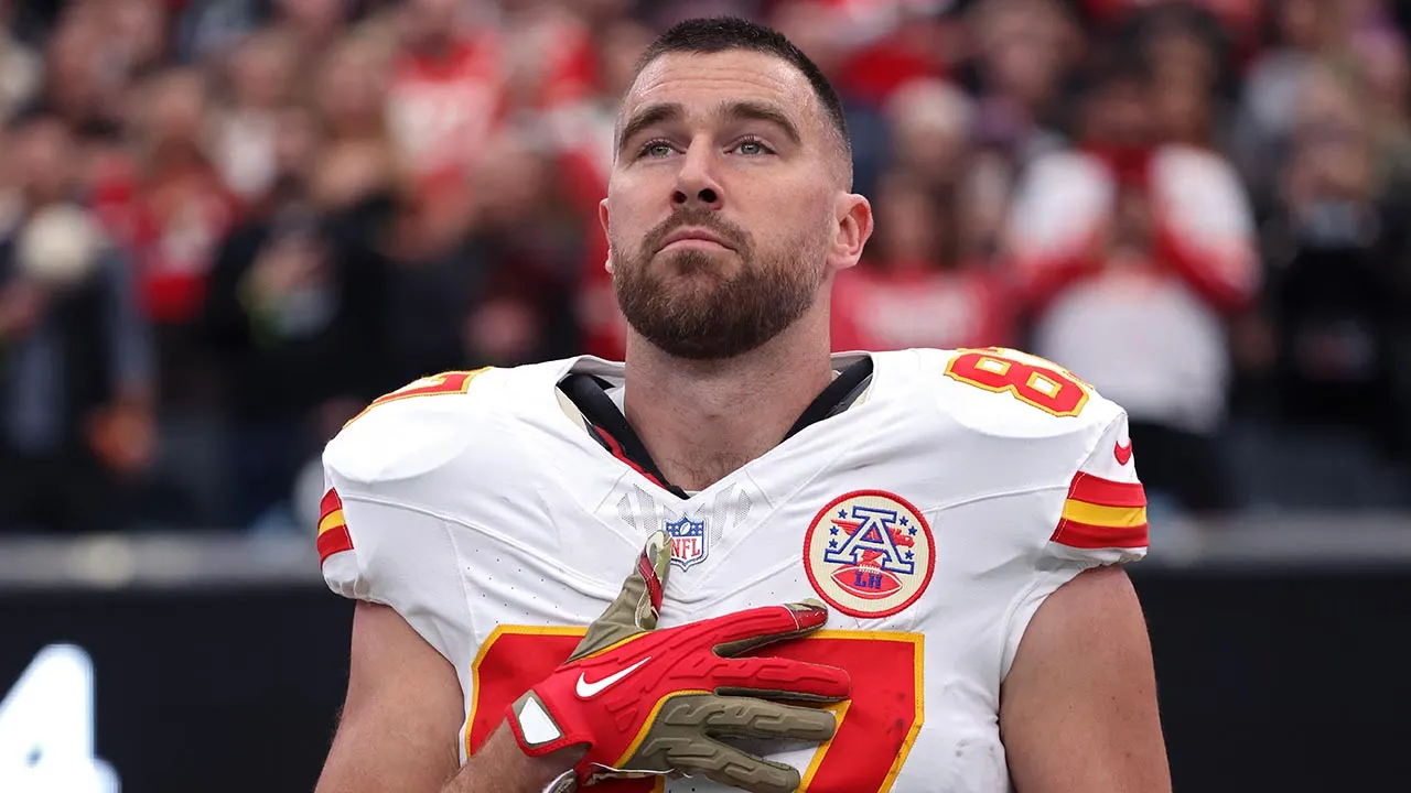 Clark Hunt confident Travis Kelce ‘can still play’ as Chiefs await decision