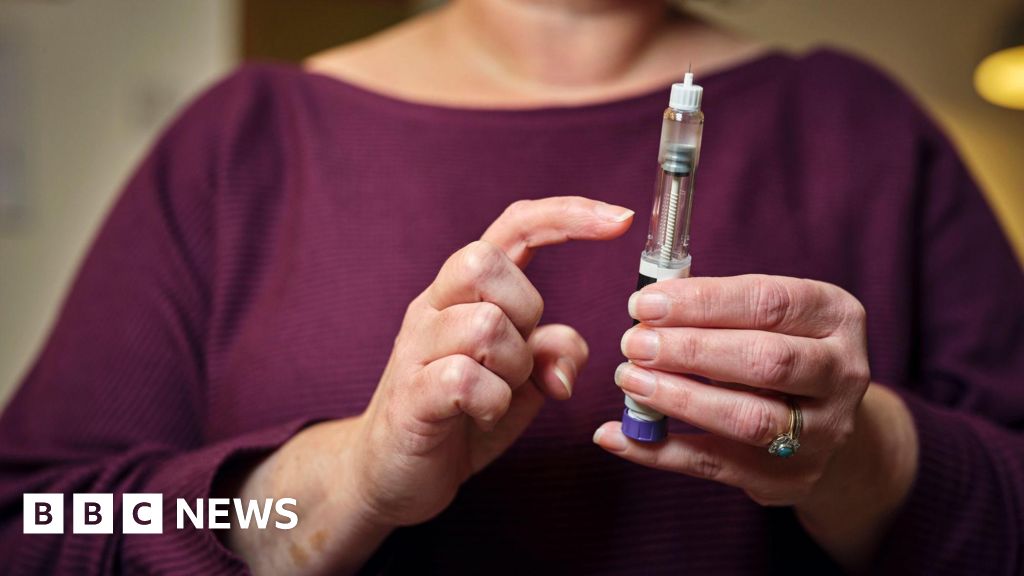 Relying on weight-loss drugs to stop obesity would be ‘societal failure’