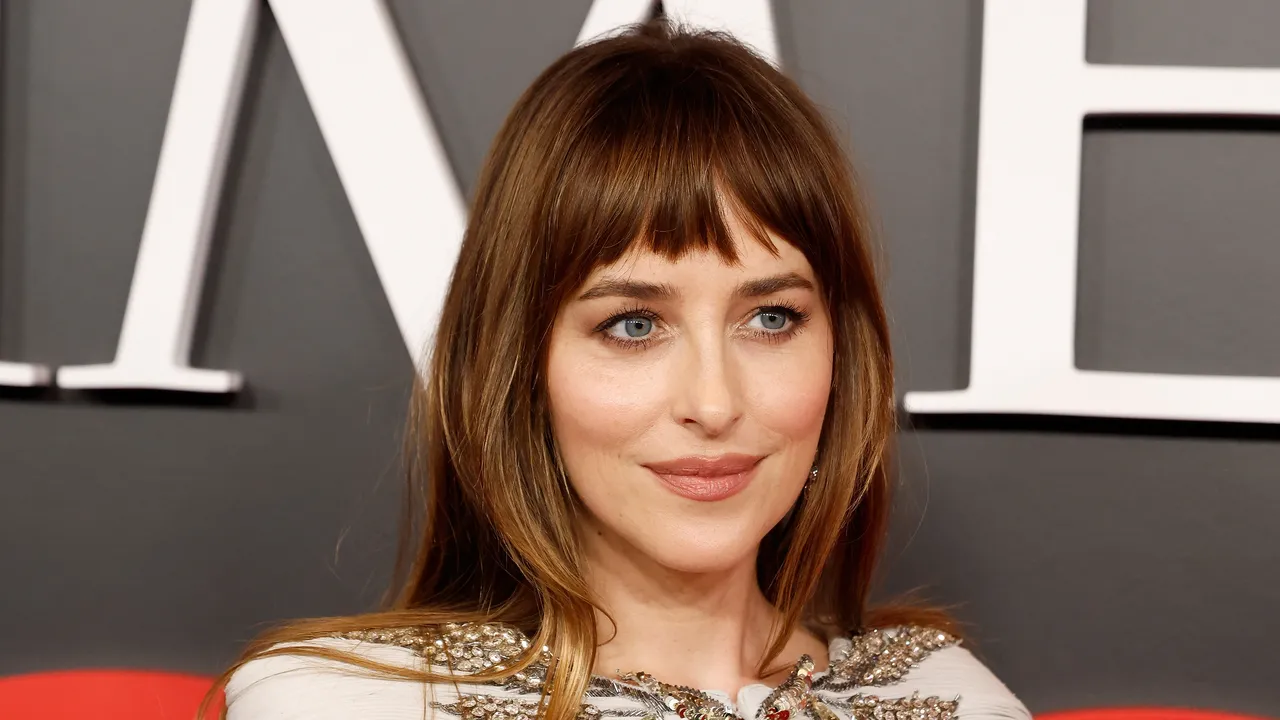 Dakota Johnson’s Honey-Blonde Highlights Prove Summer Hair Is All About Small Updates