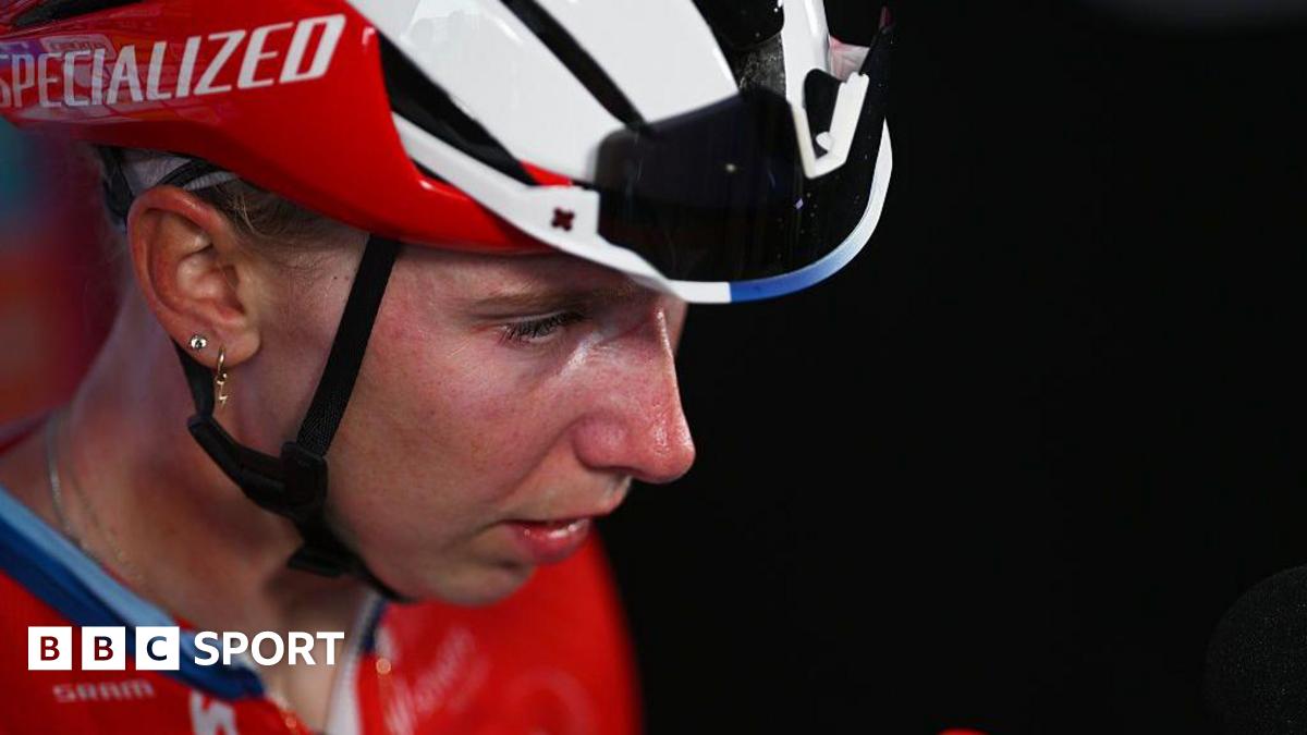 Giro d’Italia Women: Elisa Balsamo wins stage one after Lorena Wiebes disqualified