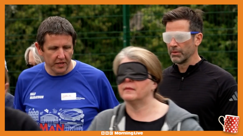 Gethin Jones trains to be Dr Oscar’s guide runner