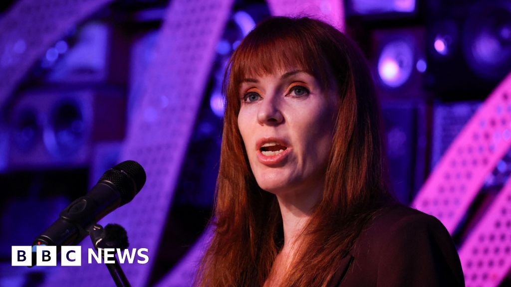 Rayner issues 'last chance' warning to Starmer and backs Burnham to return