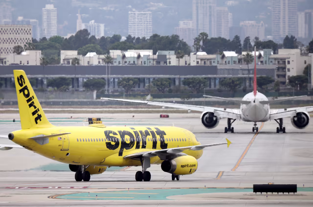 If Spirit ends up shutting down, these airlines stand to benefit