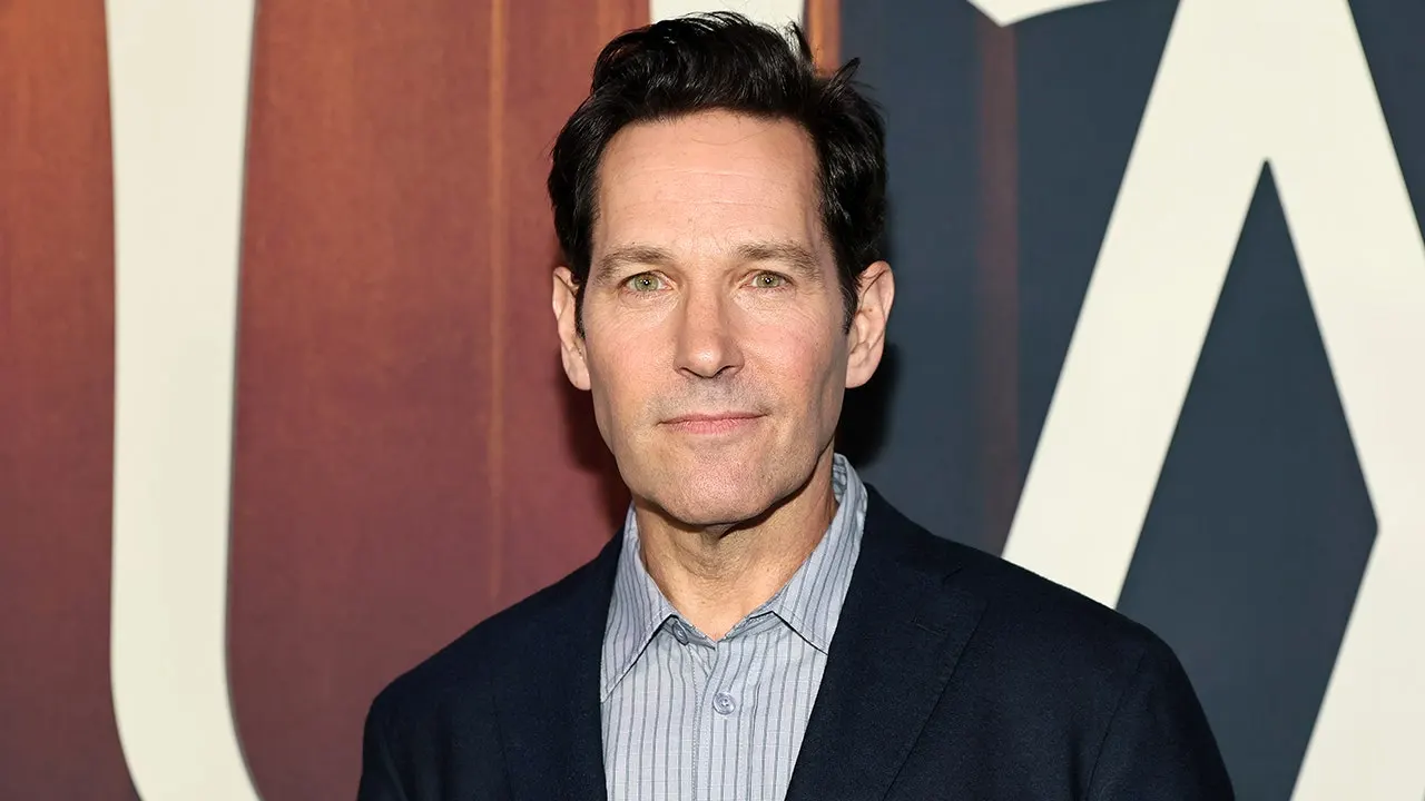 Paul Rudd calls airplane mode ‘nonsense,’ sparks airline etiquette debate