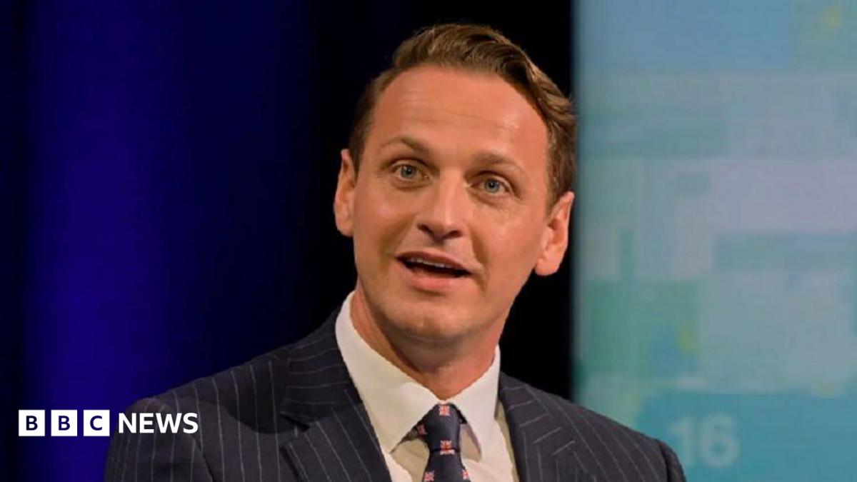 Keir Starmer and home secretary in row over minister’s future
