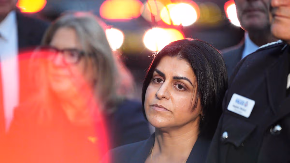 Shabana Mahmood sets out biggest asylum shake-up in decades as Andy Burnham faces early test