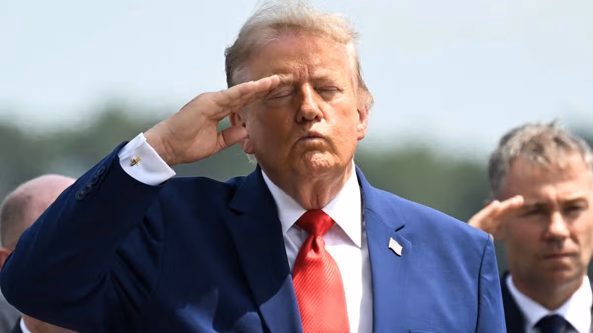 Donald Trump keeps threatening to commit war crimes as he rapidly unravels over Iran