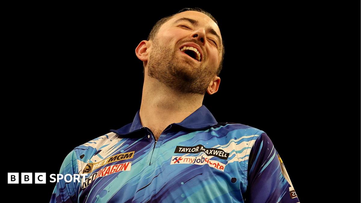 World Matchplay Darts 2026: Luke Humphries suffers shock first-round loss to Cameron Menzies