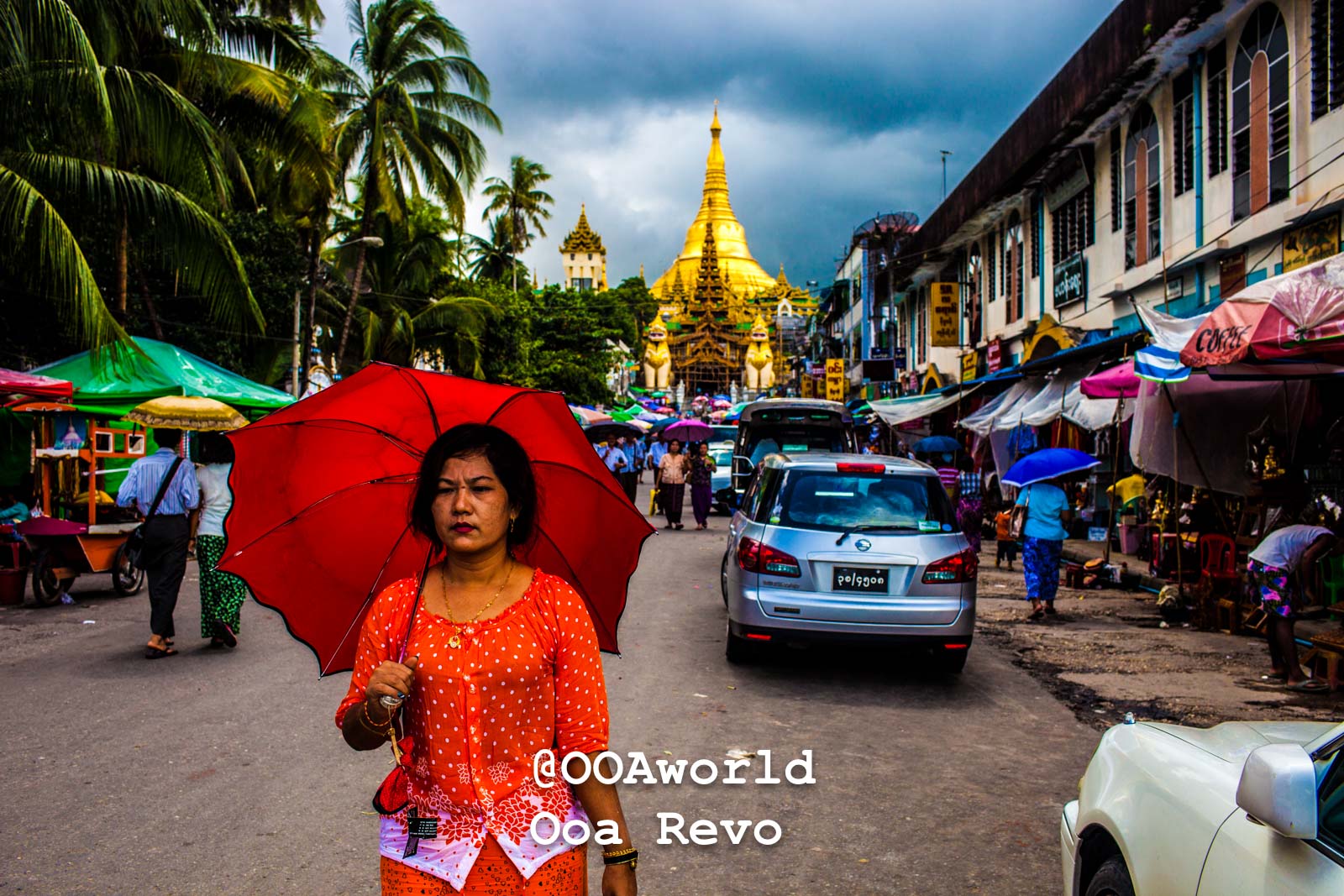 Exploring Yangon: A Vivid Journey Through 25 Street Photos