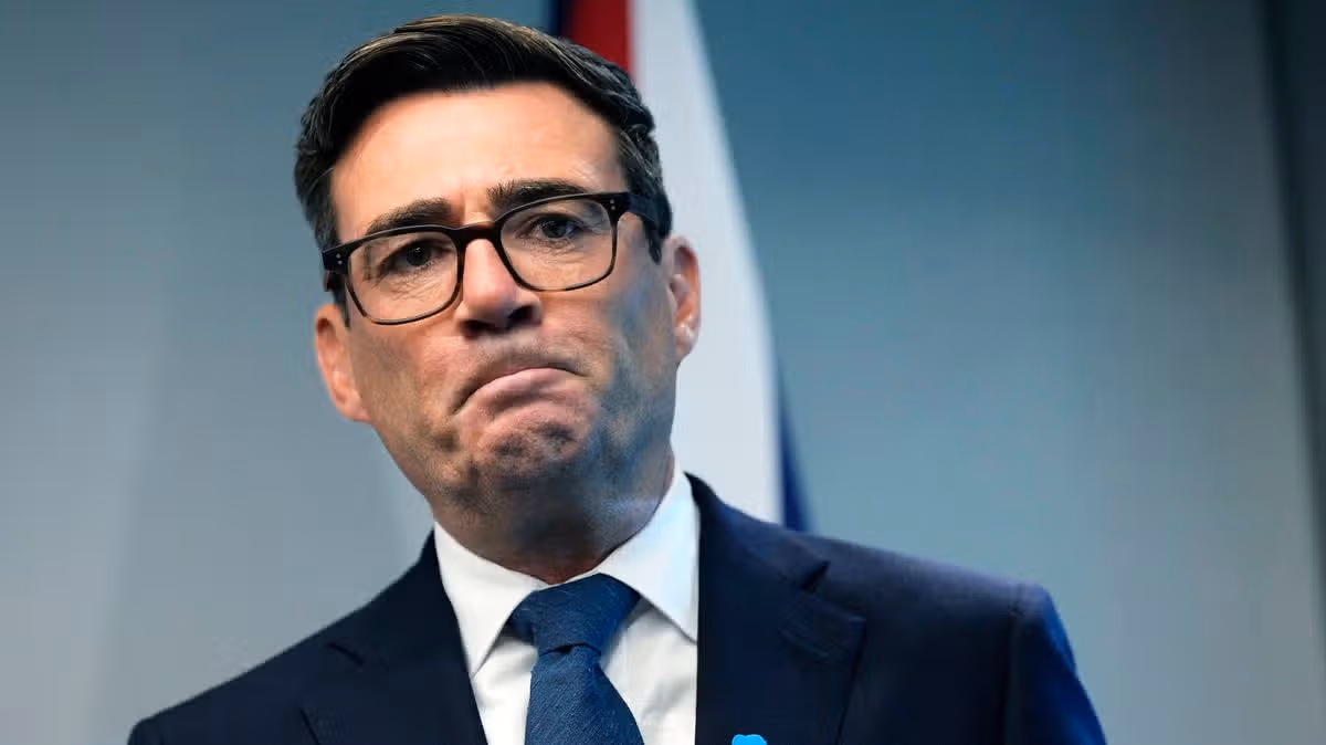 Soaring household bills and threat of interest rate hike deliver blow to ‘Burnham bounce’