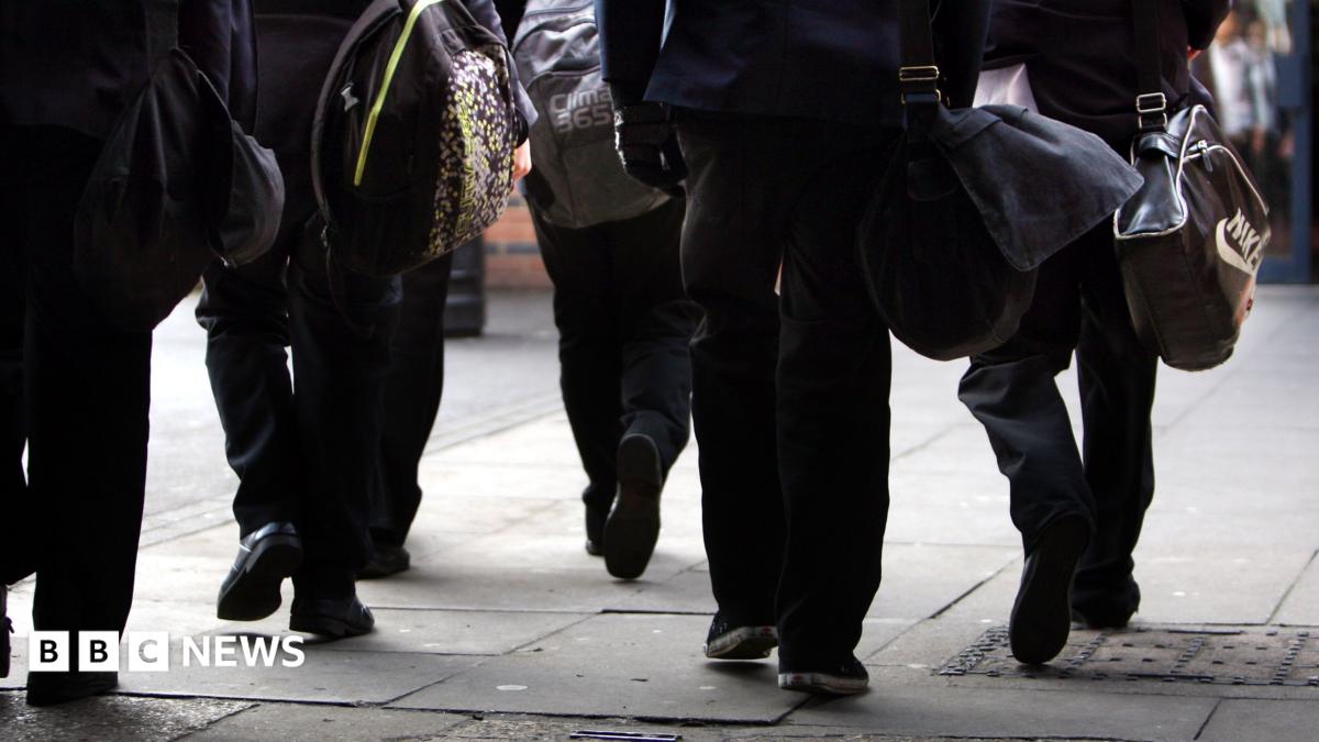 Survey for Jersey children to include social media for first time