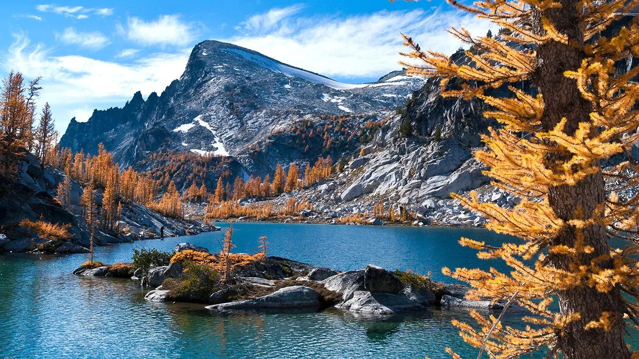 Enchantments hiker dies in snowstorm; husband survives hypothermia