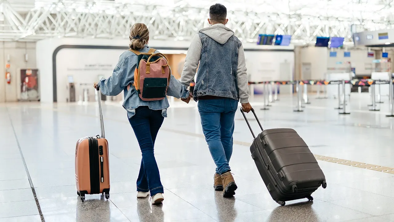 First airline seat upgrade sparks relationship crisis between man and woman